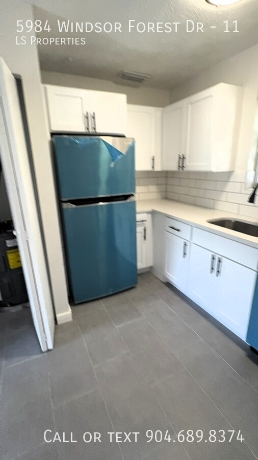 Building Photo - 5984 Windsor Forest Dr