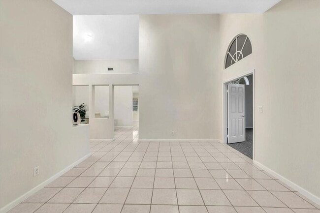 Building Photo - 20231 NW 10th St