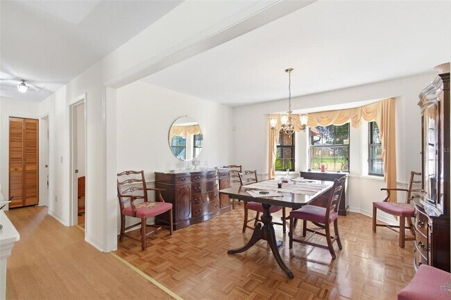 Building Photo - 24 Chippeway Ct