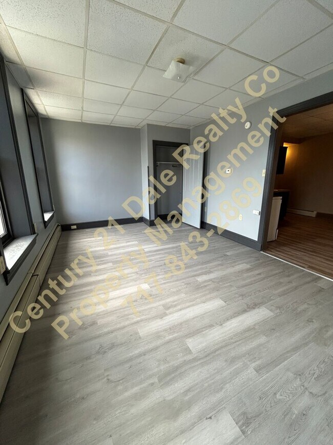 Building Photo - 815 Locust St