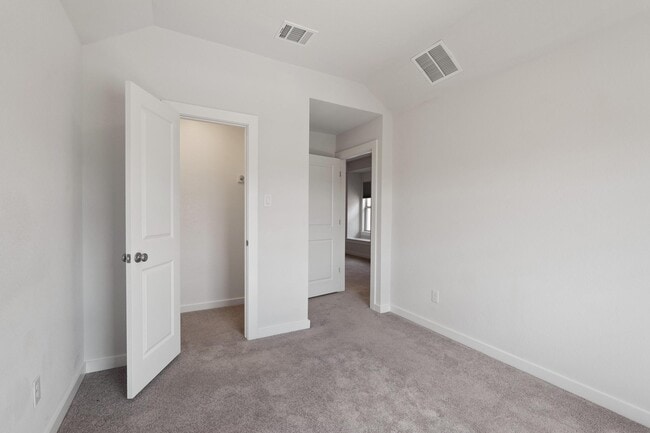 Building Photo - 8215 Prairie Rye Dr