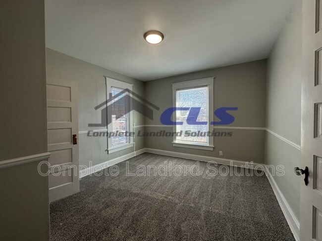 Building Photo - 2206 N 11th St