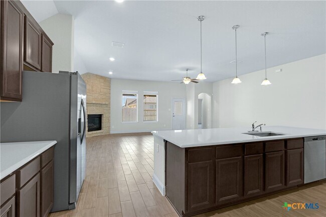 Building Photo - 2244 Meadow Way St