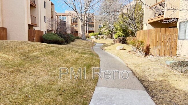 Building Photo - 2700 Plumas St