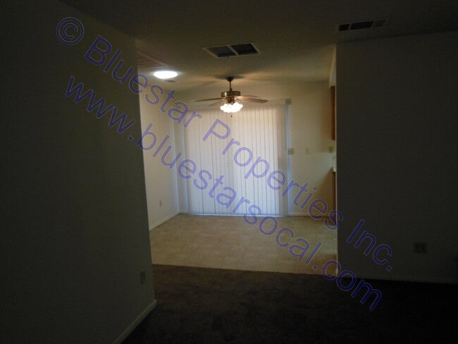 Building Photo - Just Listed!! 2 Bedroom 2 Bathroom Single ...