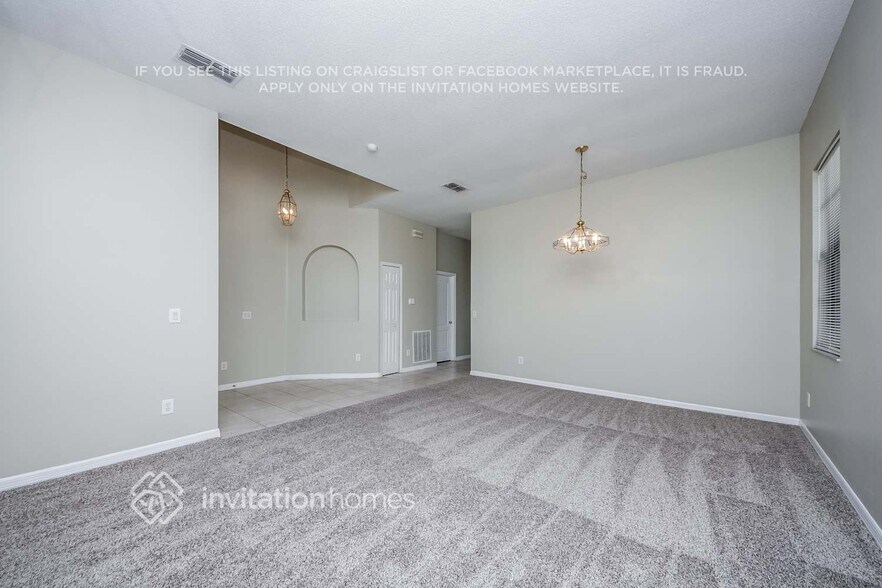 Building Photo - 2700 Port Ct