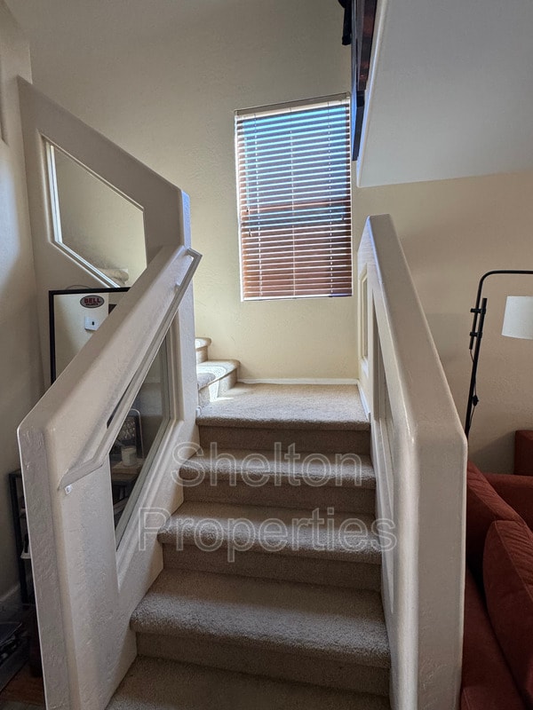 Building Photo - 22831 W Mesquite Dr