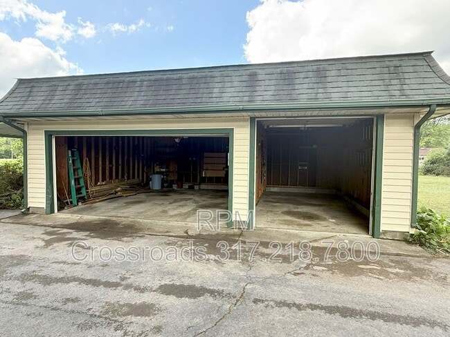 Building Photo - 5751 Broyles Rd