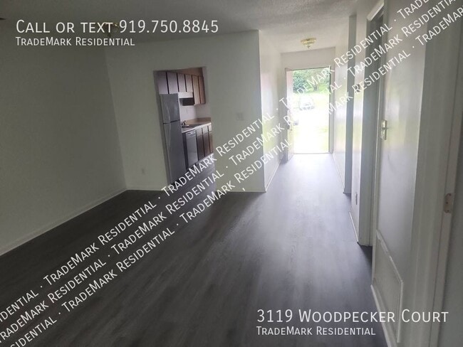 Building Photo - 3119 Woodpecker Ct