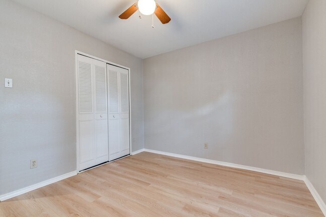 Building Photo - 3 Bed/2 Bath Hidden Treasure in Garland