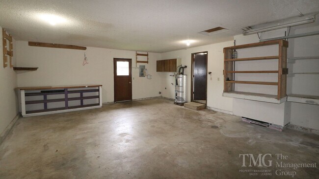 Building Photo - 3283 Addy St
