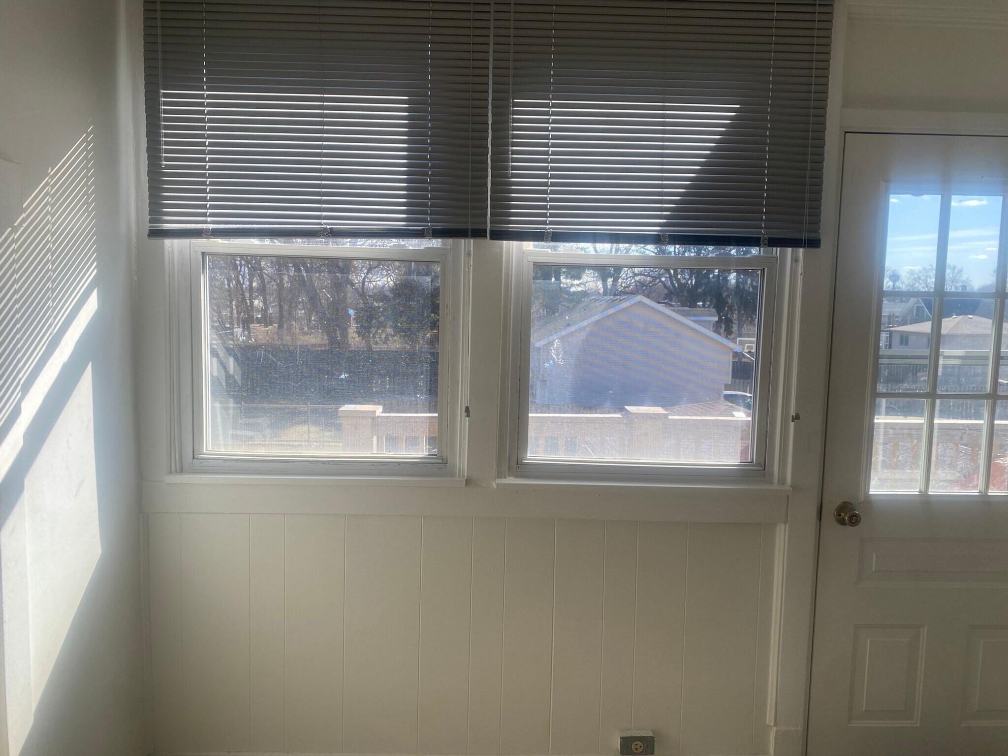 Building Photo - 3337 W 114th St