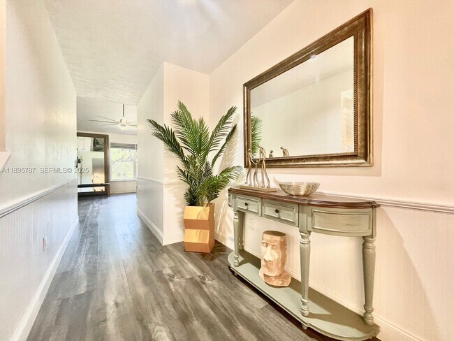 Building Photo - 4700 Regina Dr