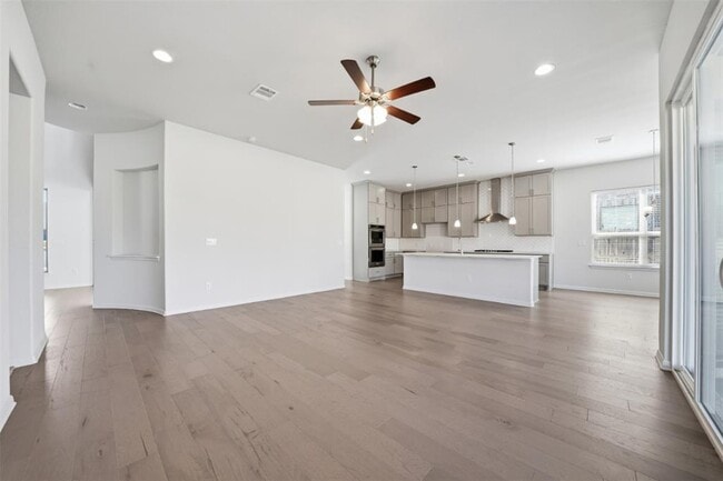 Building Photo - 478 Eclipse Dr