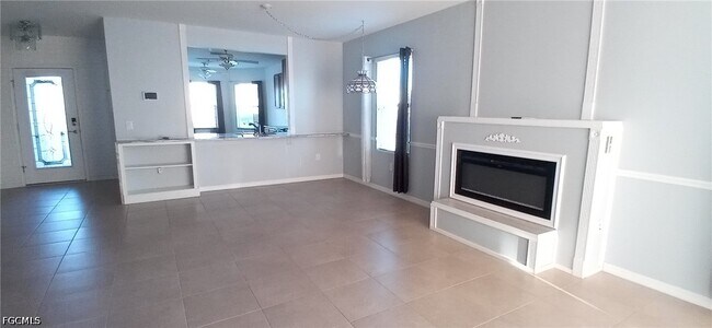 Building Photo - 3440 Cancun Ct