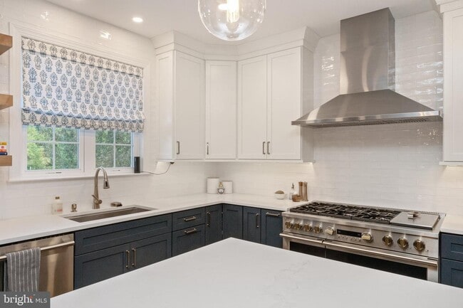 Building Photo - 921 Putting Green Cir