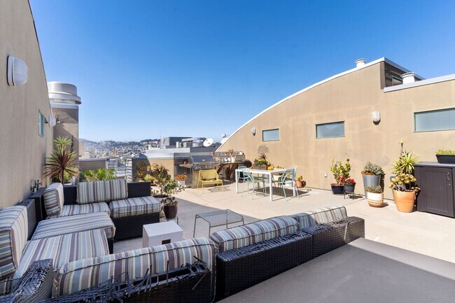 Building Photo - Tri-Level Inner Mission Live/Work Condo - ...