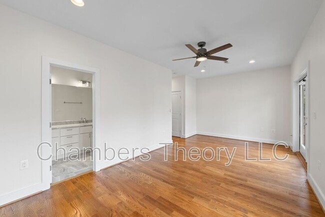 Building Photo - 1228 I St NE