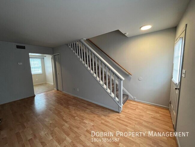 Building Photo - 1709 Colorado Ave