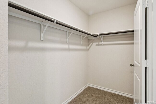 Building Photo - 22811 Tee Shot