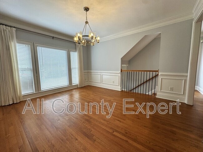 Building Photo - 871 Lenox Ct NE