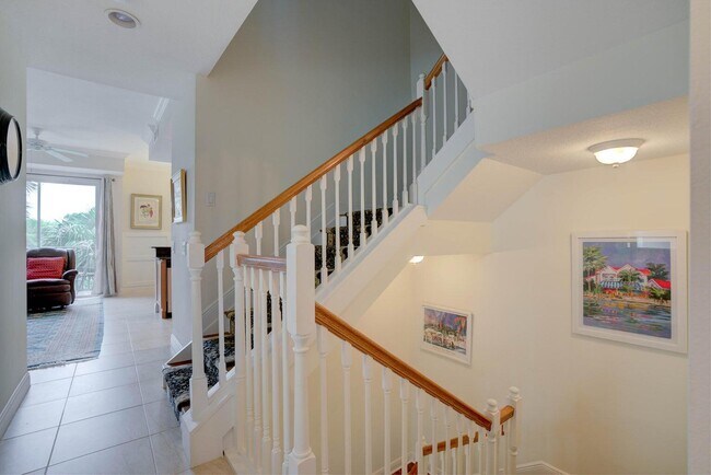 Building Photo - 12759 SE Old Cypress Dr