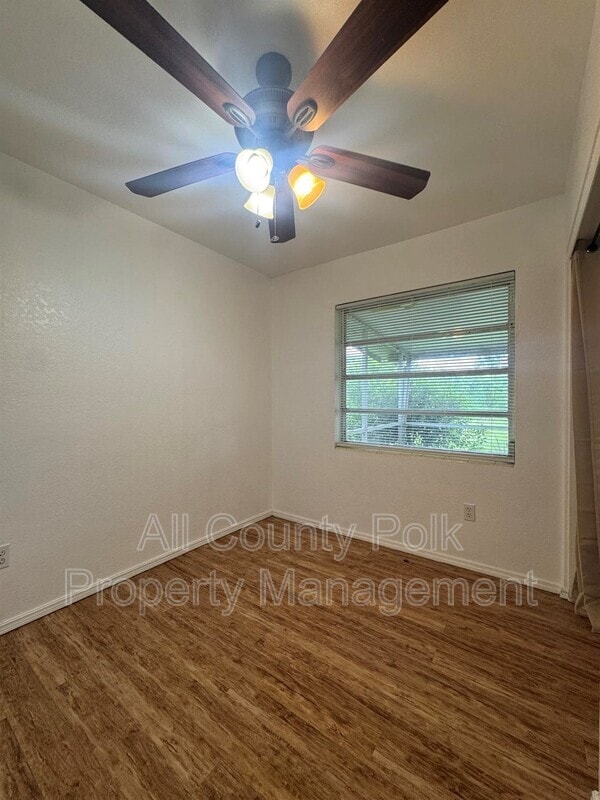 Building Photo - 1625 E Fern Rd