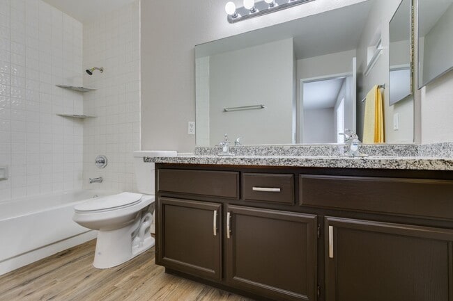 Building Photo - Upgraded 3bedroom house near Buffalo and Washington with easy access to Summerlin Pkwy.