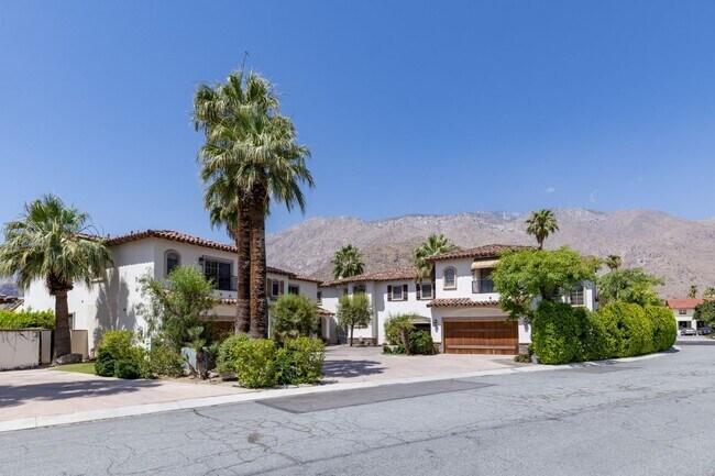 Building Photo - 546 N Indian Canyon Dr
