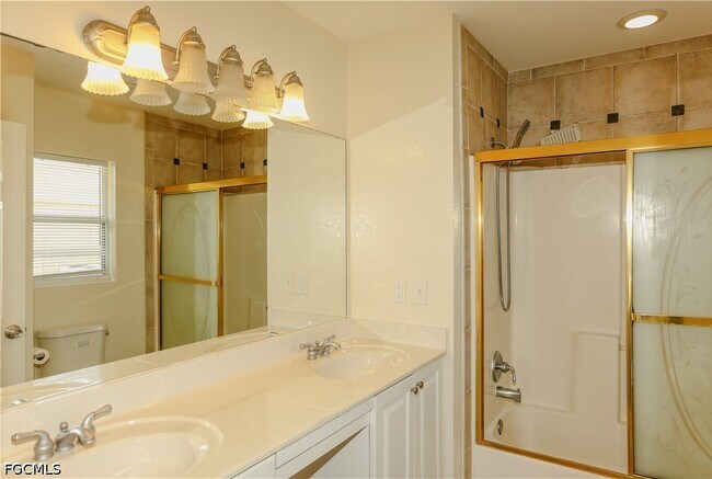 Building Photo - 3417 28th St SW