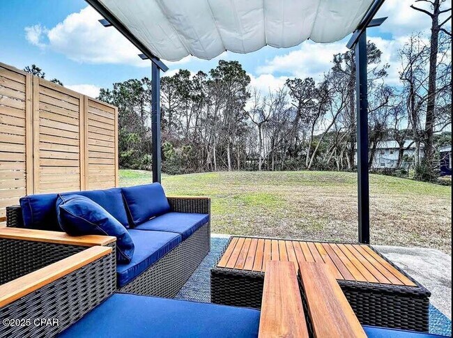 Building Photo - 2623 Lagoon Knoll Dr