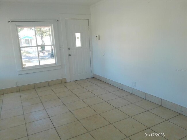 Building Photo - 1148 Oakhill St