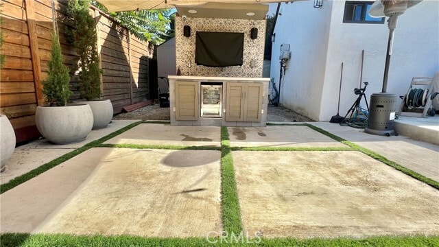 Building Photo - 5106 Crenshaw Blvd