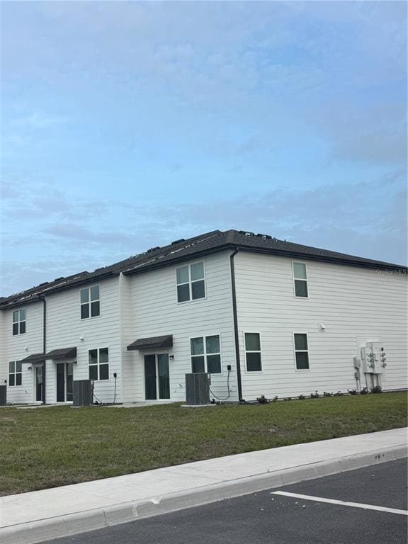 Building Photo - 3406 Vesara Dr