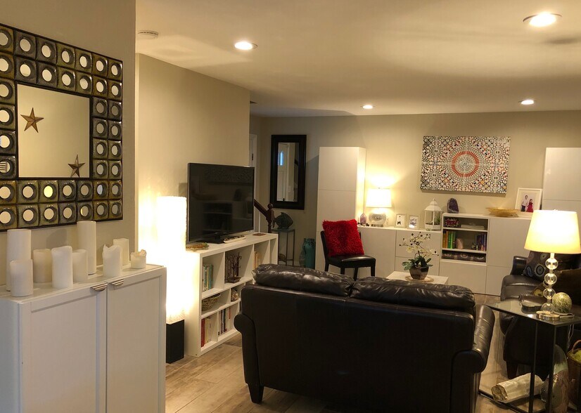 Furnished living room to show scale, alternate view - 228 Madrone St