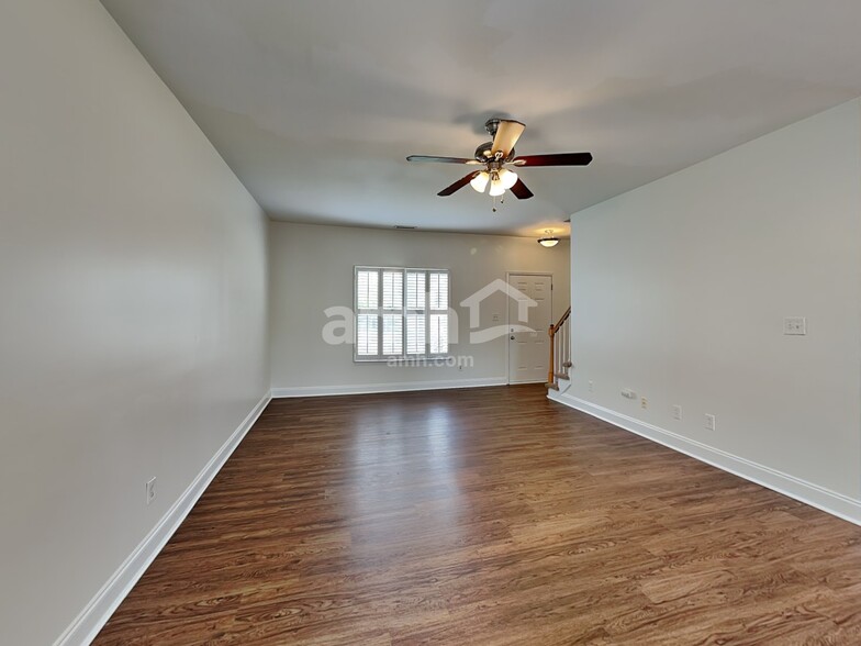 Building Photo - 5902 Carolina Manor Ct