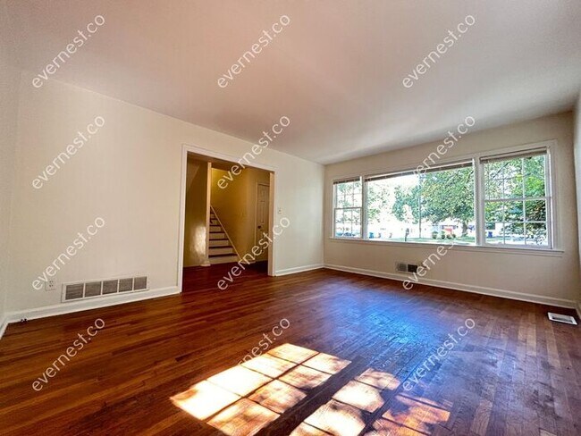 Building Photo - 120 Leathers Cir NW