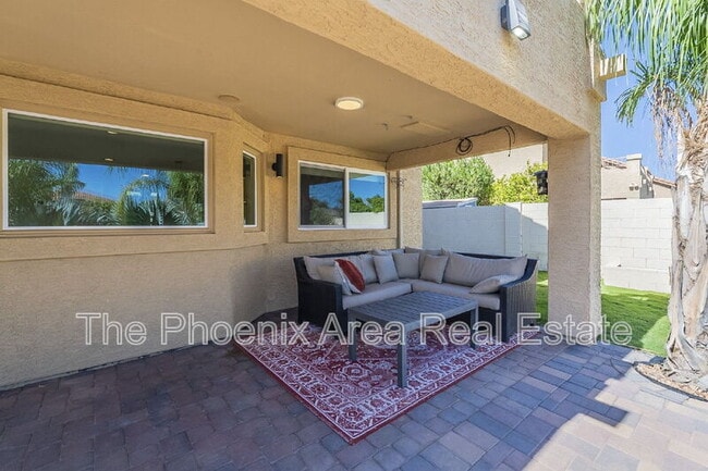 Building Photo - 3761 S Hawthorn Dr