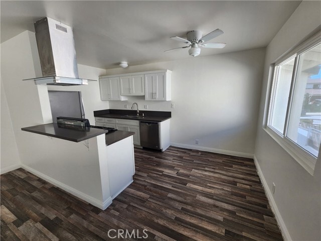 Building Photo - 8231 Tapia Via Dr