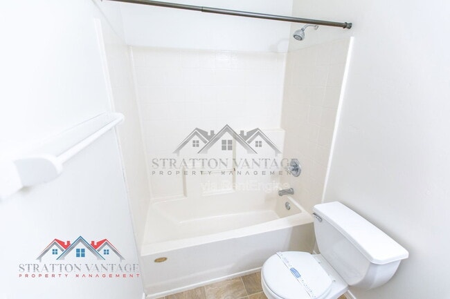 Building Photo - 2701 W Jasper Ave