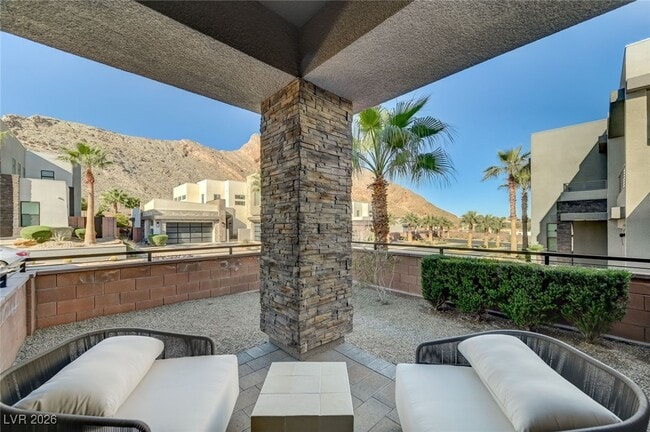 Building Photo - 4056 Desert Trce Ct