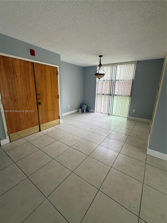 Building Photo - 11780 SW 18th St