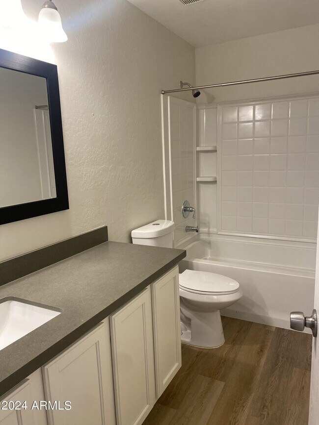 Building Photo - 1755 W Desert Canyon Dr