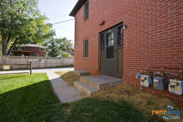 Building Photo - 3141 South St