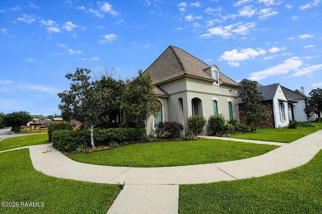 Building Photo - 106 Shadow Springs Dr