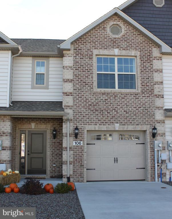 Building Photo - 106 Delano Dr