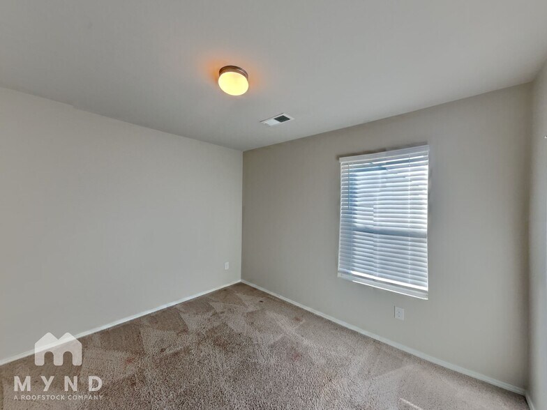 Building Photo - 141 Patriot Point Dr