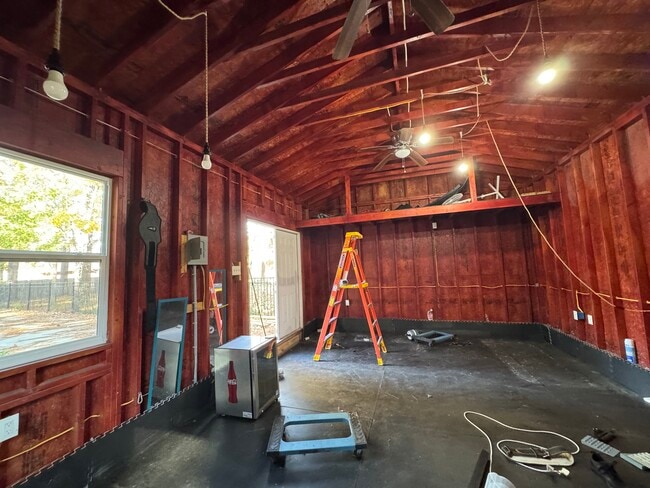 Building Photo - 103 Cape Landing