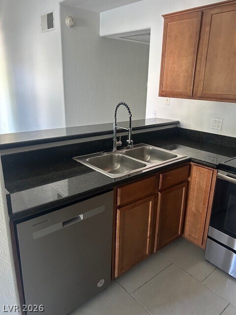 Building Photo - 3145 E Flamingo Rd