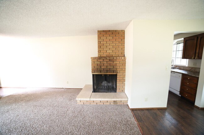Building Photo - 2311 19th St